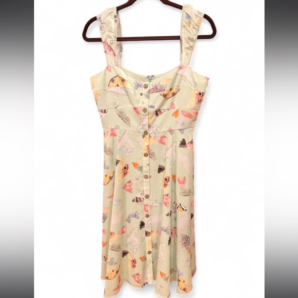 Butterfly‎ Print Button-Down Dress